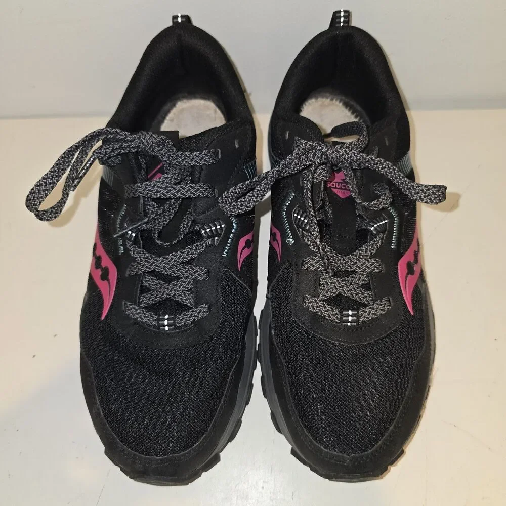 Saucony Womens 9.5W TR16 Trail No Insole S10745-10 Black/Fuchsia Running Shoes